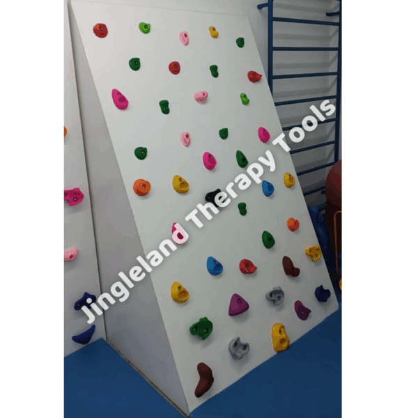 Inclined-wall-climbing.png Inclined Wall Climbing : Premium